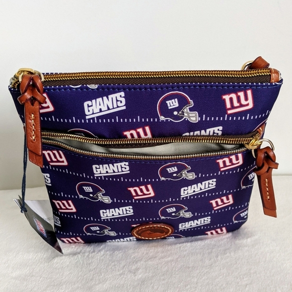 Dooney & Bourke NY Giants Licensed NFL Nylon Double Zip Crossbody Blue Red NWT - Picture 3 of 16